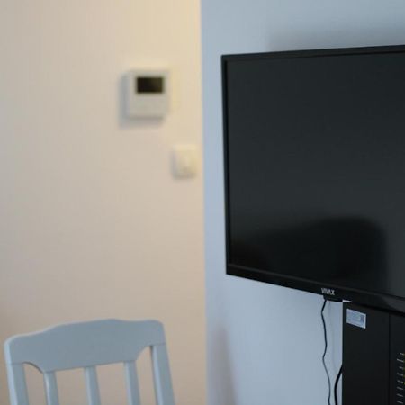 Delta Studio Apartman Podgorica Esterno foto