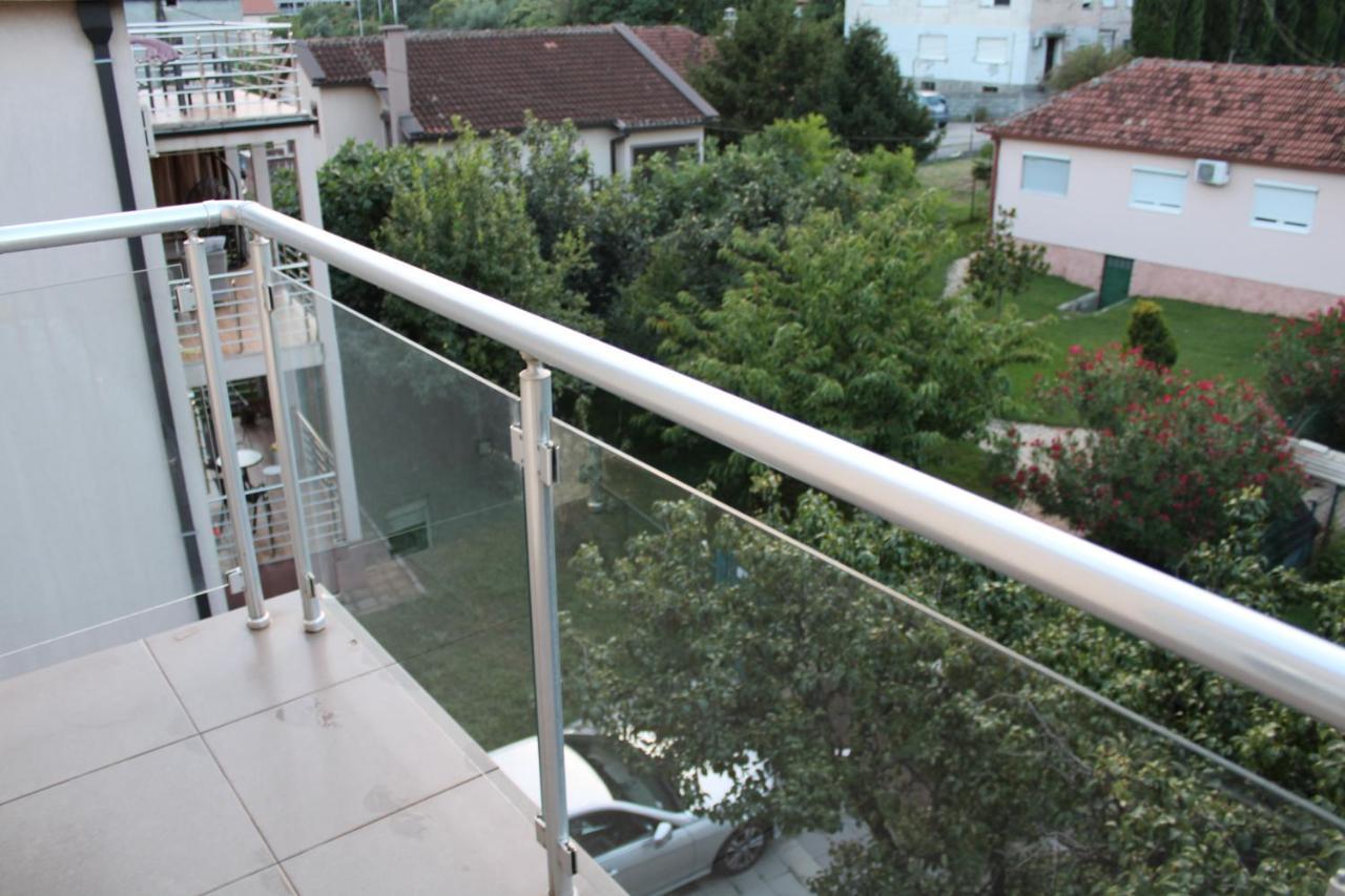 Delta Studio Apartman Podgorica Esterno foto